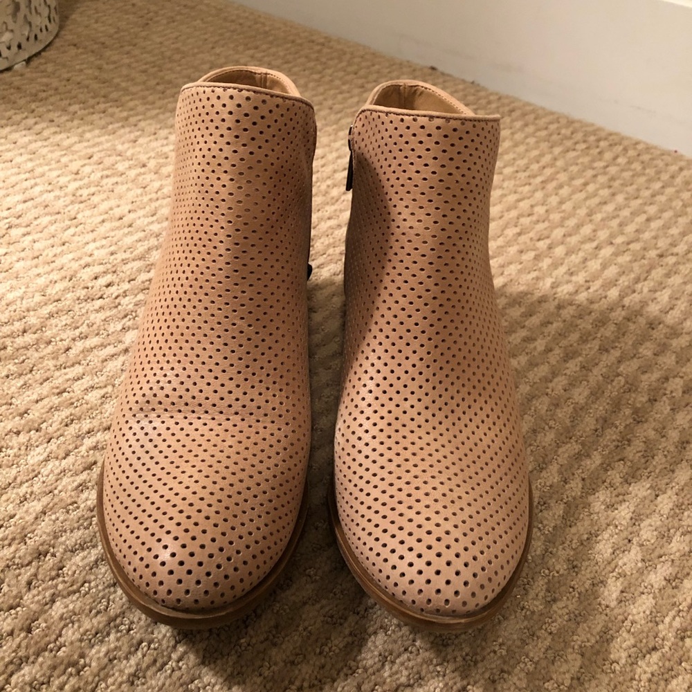Lucky Brand Ankle booties